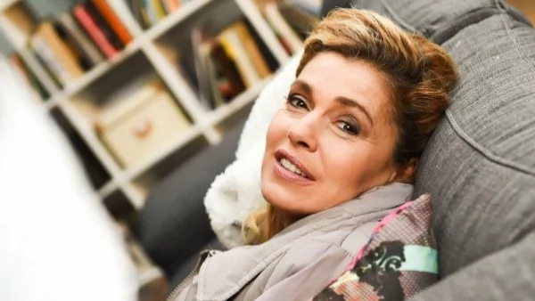 Ернестина Шинова: Актьорите от "Откраднат живот" са мое семейство