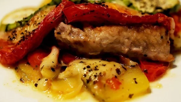 Свински пържоли “Капрезе”