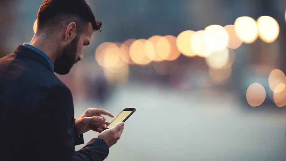 Стабилен ръст на продажбите на смартфони втора употреба