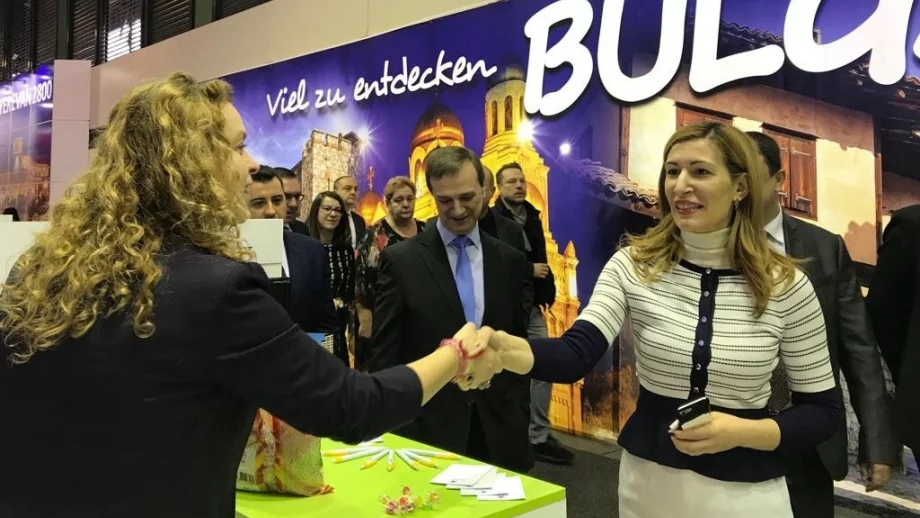 Ангелкова откри българския щанд на най-значимия туристически форум