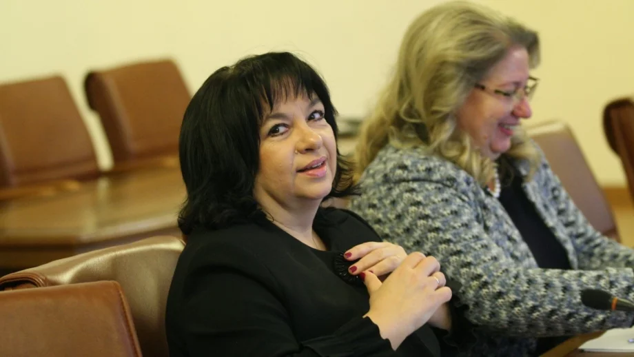 Петкова: Стоим твърдо зад българските миньори