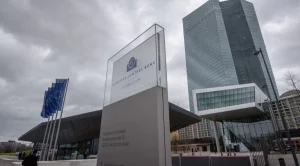 ЕЦБ е разтревожена от евентуална търговска война 