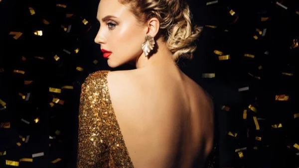 Перфектната жена е изкусна актриса