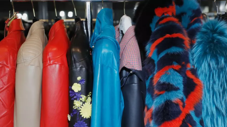 Saint Laurent се отказва от животинската кожа