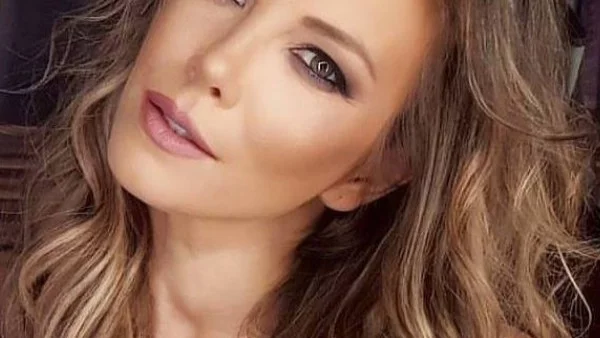 Емилия отиде с любимия в Ню Йорк (снимки)