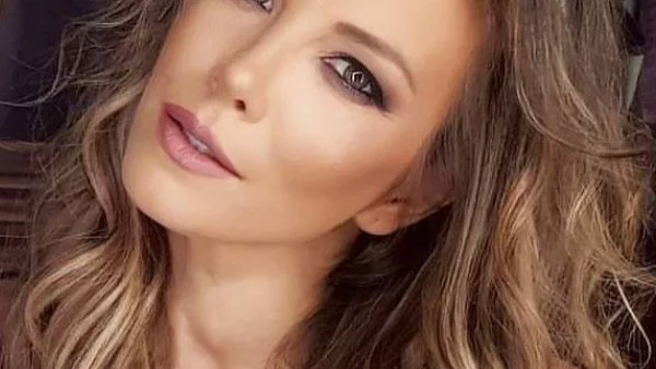 Певицата Емилия катастрофира тежко