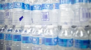 Столична община раздава безплатно вода заради жегата