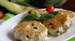 Пилешки кюфтенца с маслини и босилек 