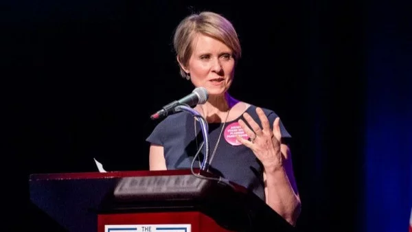 Миранда от  "Сексът и градът" се кандидатира за губернатор