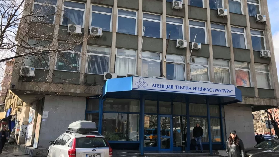 Експерт: Честите смени на шефове на АПИ не водят към добро