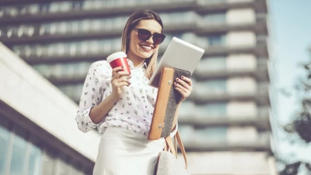 Хората, които работят до 17 часа, са по-щастливи