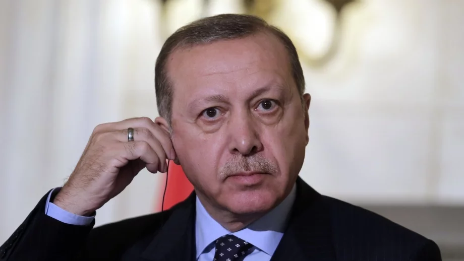 Турция бойкотира американската електроника, Ердоган: Има и Samsung