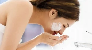 Как да почистваме лицето си правилно