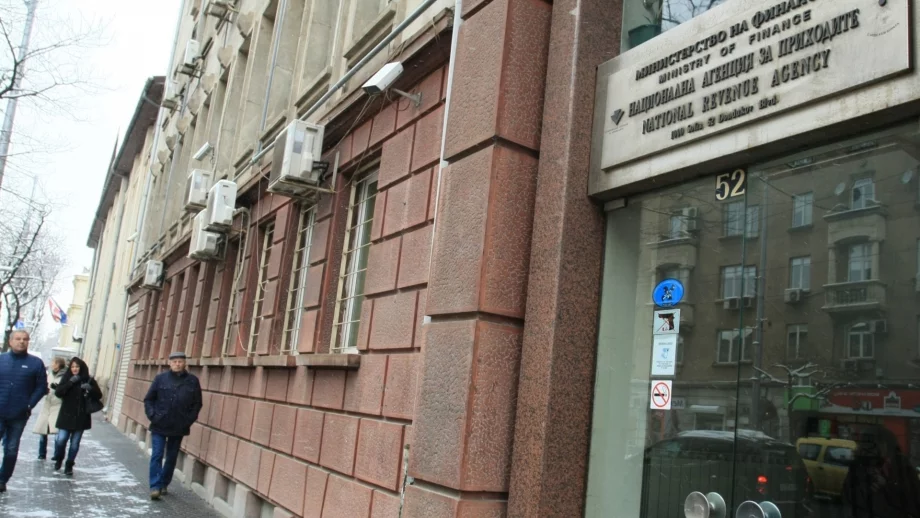 В НАП си раздали 30 млн. лв. бонуси напук на кибератаката