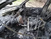 Две коли изгоряха при умишлен пожар в София