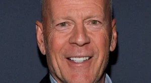 7 непознати факта за умиращия трудно Брус Уилис