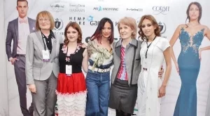 Ученици представиха еко модели на Sofia Fashion Week