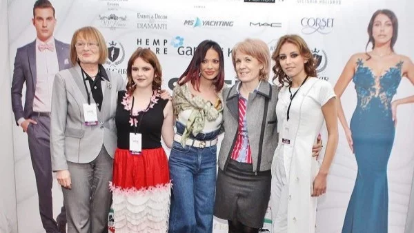 Ученици представиха еко модели на Sofia Fashion Week