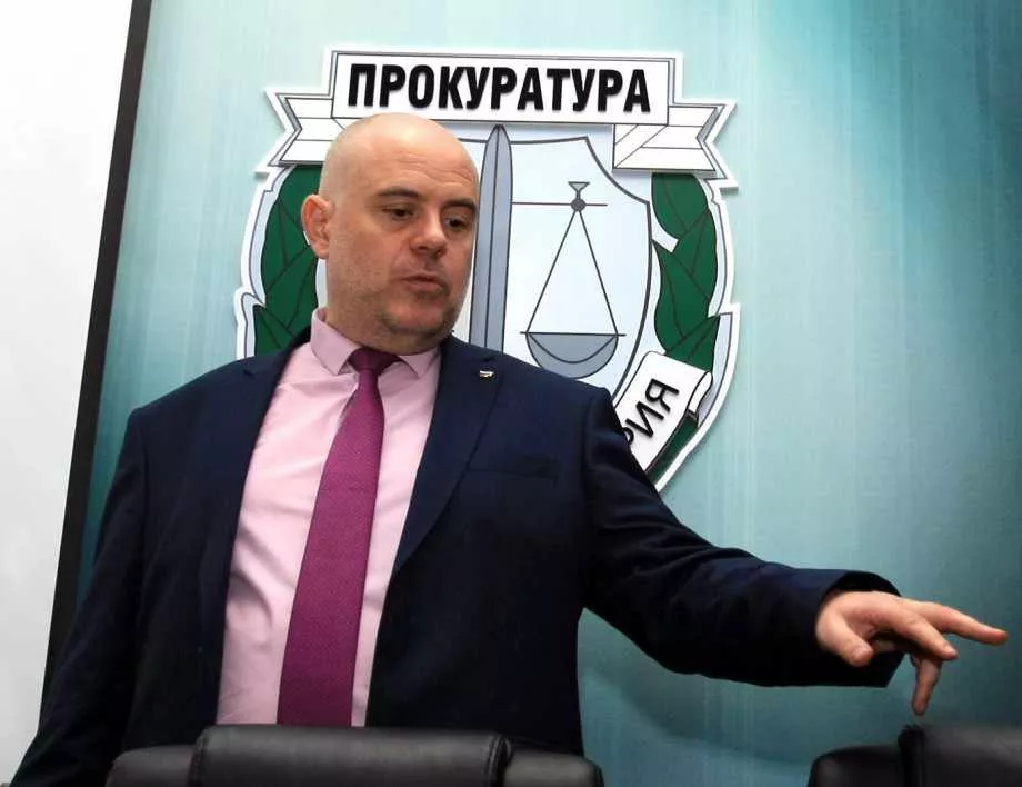 Прокуратурата отрече с аргументи твърдението, че Иван Гешев може да е прал пари