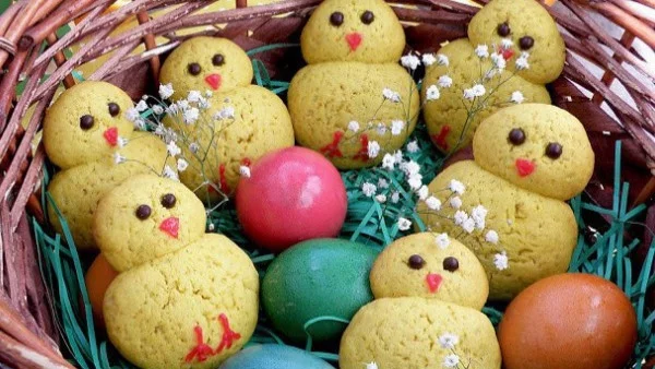 Великденски портокалови пиленца