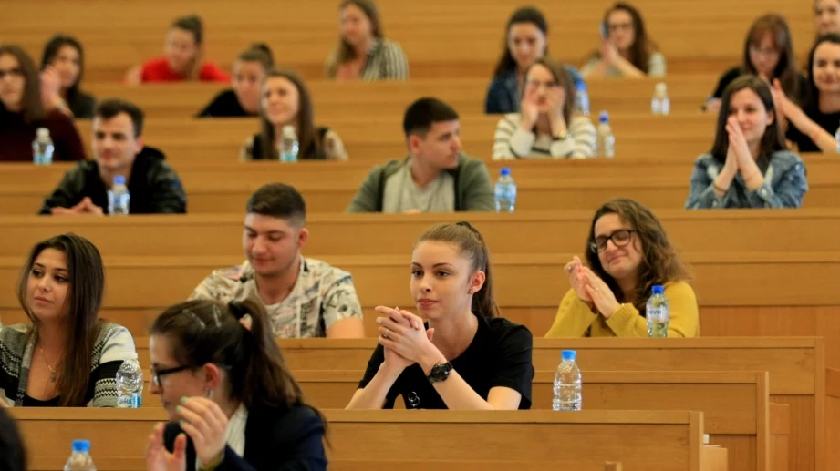 До 50 млн. лв. държавни гаранции за кредитиране на студенти и докторанти