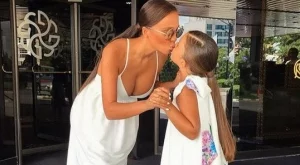 Николета и Валери поздравиха дъщеря си за рождения й ден (снимки)