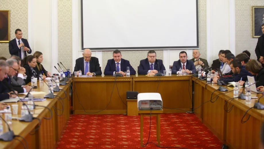 Държавата няма да се включи в сделката за ЧЕЗ