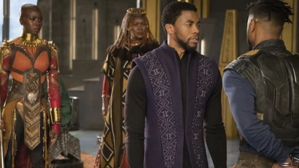 "Черната пантера" детронира "Титаник" 