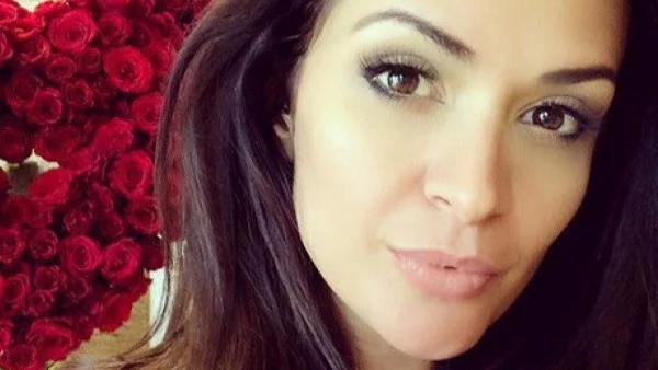 Бременната Преслава замени лукса с палатка (снимки)