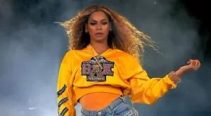 Бионсе издаде нов албум