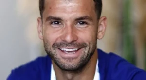 Гришо и Никол си гукат в Париж (снимки)