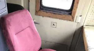 Слагат нови седалки в локомотивите на влаковете 
