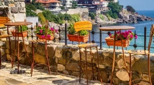 Кой ще пострада от фалита на "Астрал Холидейз"?