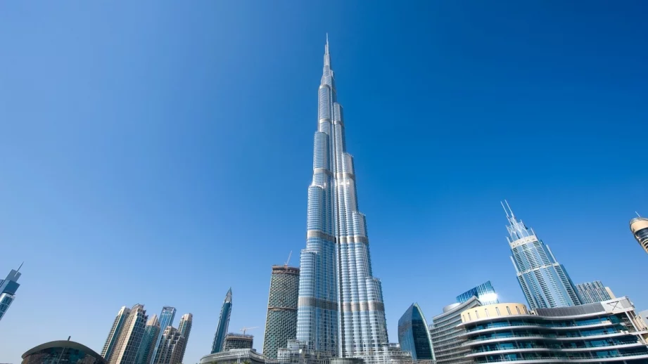 ЕС вкара още 10 страни в черния списък на данъчните убежища