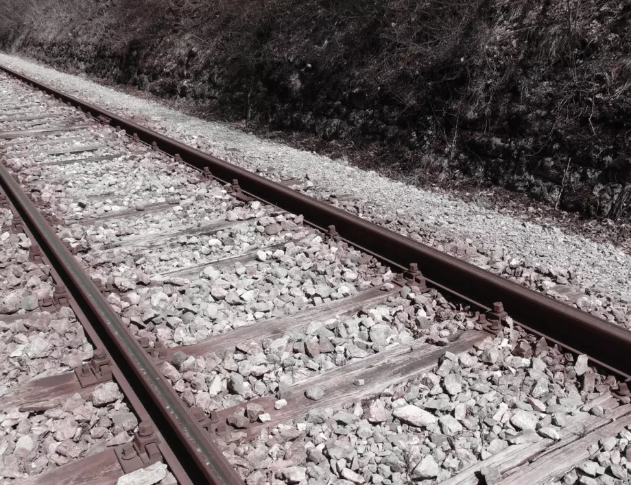 Влак с ученици дерайлира в Австрия