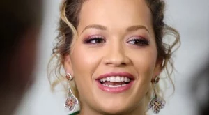 Изненада! Рита Ора идва в България