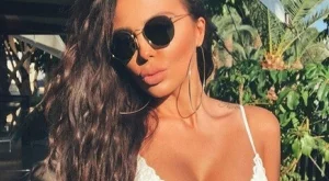 Николета Лозанова създаде своя марка бански (снимкa)