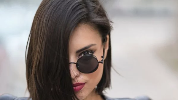 Защо има бум на умни и красиви жени, които са сами