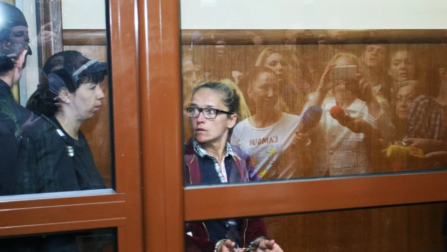 В крайна сметка Иванчева и Петрова остават в ареста