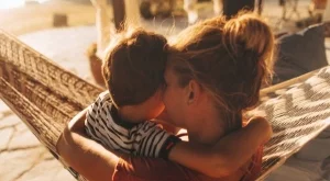 Любовта на родителите е непоносима, безразсъдна и безотговорна