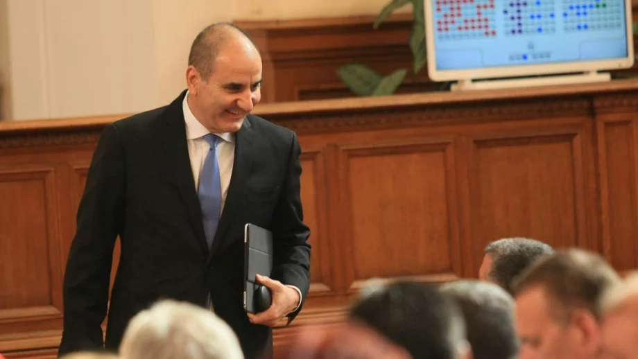 Управляващите ще отхвърлят ветото на Радев за Изборния кодекс