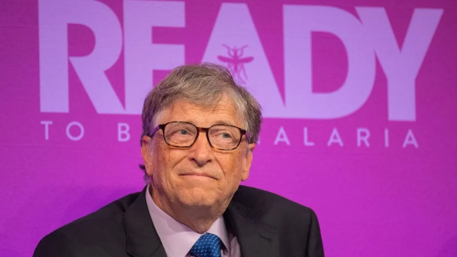 Бил Гейтс ви препоръчва да прочетете тези 15 книги през лятото 