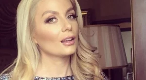 Вижте Венета Райкова на 21 и по бански (снимка)