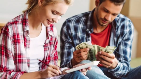 Трябва ли двойките да имат общ бюджет?