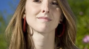 Тези обеци трябва да имате през пролет 2018