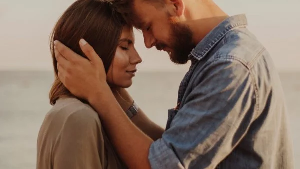 Любовта, която заслужаваш