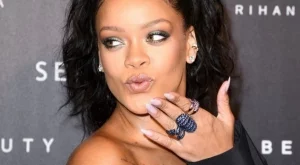 Риана: Чувствам се секси, когато съм и пищна