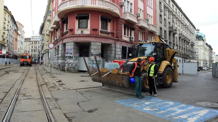 До края на октомври става ясно качествен ли е ремонтът на "Графа"