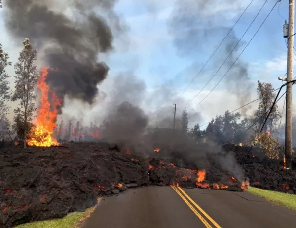 Вулкан предизвика евакуация на Хаваите, стотици земетресения удариха Салвадор (ВИДЕО)