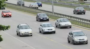 В коя европейска държава карат най-много стари коли?